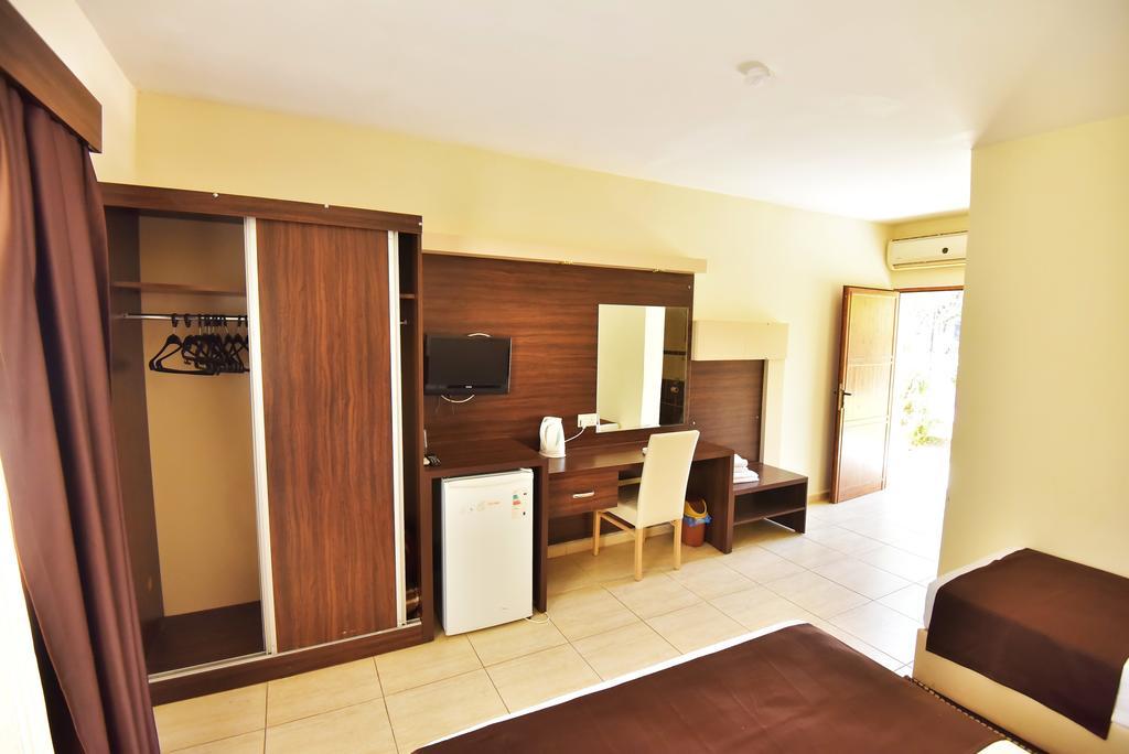 Club Simena Hotel Vasilia Exterior photo